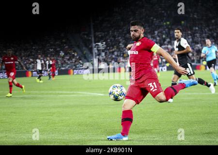 Bayer Leverkusen leitet Kevin Volland (31) im Einsatz während des UEFA Champions League-Gruppenfußballspiels Nr.2 JUVENTUS - BAYER LEVERKUSEN am 01. Oktober 2019 im Allianz-Stadion in Turin, Piemont, Italien. Endergebnis: Juventus-Bayer Leverkusen 3-0. (Foto von Matteo Bottanelli/NurPhoto) Stockfoto