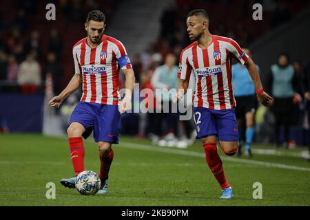 Jorge Resurreccion 'Koke' (L) und Renan Lodi (R) von Atletico de Madrid während des UEFA Europa League-Spiels zwischen Atletico de Madrid und Bayer 04 Leverkusen im Wanda Metropolitano Stadium in Madrid, Spanien. (Foto von A. Ware/NurPhoto) Stockfoto