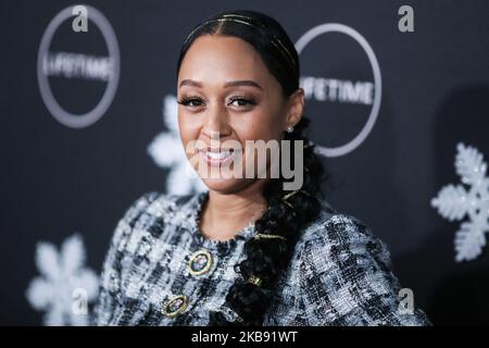 WESTWOOD, LOS ANGELES, KALIFORNIEN, USA - 22. OKTOBER: Die Schauspielerin Tia Mowry-Hardrict kommt zur „IT's A Wonderful Lifetime“-Feiertagsparty, die am 22. Oktober 2019 im STK Los Angeles im W Los Angeles - West Beverly Hills in Westwood, Los Angeles, Kalifornien, USA, stattfand. (Foto von Xavier Collin/Image Press Agency/NurPhoto) Stockfoto