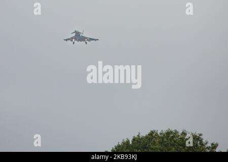 Eurofighter EF-2000 Typhoon der Luftwaffe mit Registrierung 31+06 ( 3106 ) Wie wir gesehen haben, fliegen wir auf dem Flughafen kleine Brogel in Belgien vor der Internationalen Sanicole Airshow auf dem Sanicole Airfield Vliegveld in Hechtel - Eksel / Leopoldsburg / Beverlo Airfield EBLE, einem ehemaligen belgischen Militärflugplatz. Das Flugzeug wird in einer statischen Ausstellung und einer Flugvorführung auf der Flugshow sein. Kleine Brogel, Belgien - 13. September 2019 (Foto von Nicolas Economou/NurPhoto) Stockfoto