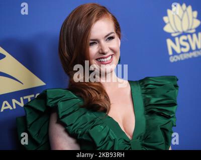CENTURY CITY, LOS ANGELES, KALIFORNIEN, USA - 23. OKTOBER: Die Schauspielerin Isla Fisher im Kleid von Alexia Maria kommt bei den 2019 Australiern bei den Filmpreisen an, die am 23. Oktober 2019 im InterContinental Los Angeles Century City in Century City, Los Angeles, Kalifornien, USA, abgehalten wurden. (Foto von Xavier Collin/Image Press Agency/NurPhoto) Stockfoto