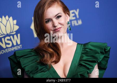 CENTURY CITY, LOS ANGELES, KALIFORNIEN, USA - 23. OKTOBER: Die Schauspielerin Isla Fisher im Kleid von Alexia Maria kommt bei den 2019 Australiern bei den Filmpreisen an, die am 23. Oktober 2019 im InterContinental Los Angeles Century City in Century City, Los Angeles, Kalifornien, USA, abgehalten wurden. (Foto von Xavier Collin/Image Press Agency/NurPhoto) Stockfoto