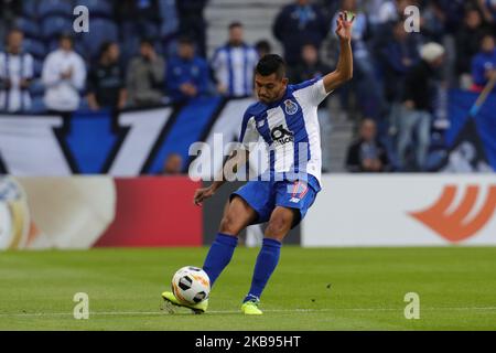 Portos mexikanischer Stürmer Jesus Corona in Aktion während des UEFA Europa League Group G-Spiels zwischen dem FC Porto und dem Rangers FC am 24. Oktober 2019 im Dragao Stadium in Porto, Portugal. (Foto von Paulo Oliveira / DPI / NurPhoto) Stockfoto