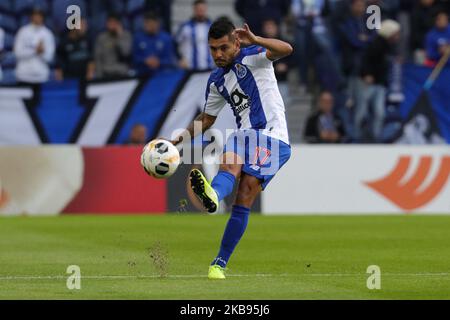 Portos mexikanischer Stürmer Jesus Corona in Aktion während des UEFA Europa League Group G-Spiels zwischen dem FC Porto und dem Rangers FC am 24. Oktober 2019 im Dragao Stadium in Porto, Portugal. (Foto von Paulo Oliveira / DPI / NurPhoto) Stockfoto