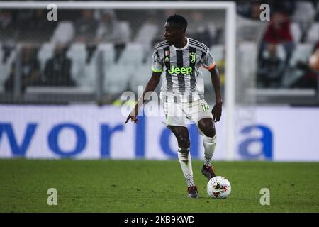 Juventus Mittelfeldspieler Blaise Matuidi (14) in Aktion während des Fußballspiels der Serie A n.10 JUVENTUS - GENUA am 30. Oktober 2019 im Allianz Stadium in Turin, Piemont, Italien. Endergebnis: Juventus-Genua 2-1. (Foto von Matteo Bottanelli/NurPhoto) Stockfoto