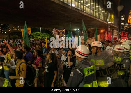 Protest gegen „Wer hat den Mord an Marielle Franco und Anderson angeordnet?“ In Paulista Avenue, São Paulo, Brasilien 31. Oktober 2019. (Filmmaterial von Filam Beltrame/NurPhoto) Stockfoto