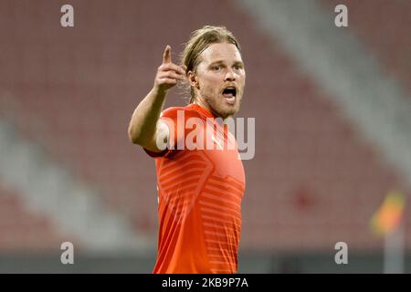 Birkir Bjarnason von al Arabi gibt während des Spiels der QNB Stars League gegen Al Wakrah am 1. November 2019 im Grand Hamad Stadium in Doha, Katar, Befehle ab. (Foto von Simon Holmes/NurPhoto) Stockfoto