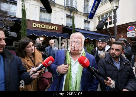 Eric-Emmanuel Schmitt, französischer Autor und Jurymitglied des Prix Goncourt, spricht vor der Bekanntgabe des Siegers des französischen Literaturpreises, des Prix Goncourt, am 4. November 2019 im Restaurant Drouant in Paris vor der Presse. (Foto von Michel Stoupak/NurPhoto) Stockfoto