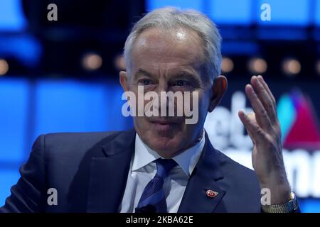 Der ehemalige Premierminister von Großbritannien und Nordirland und Executive Chairman des Institute for Global Change, Tony Blair, spricht während der jährlichen Technologiekonferenz des Web Summit am 6. November 2019 in Lissabon, Portugal. (Foto von Pedro FiÃºza/NurPhoto) Stockfoto