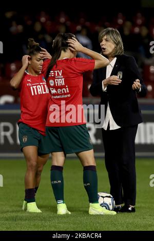 Milena Bertolini (Italia) während der Europameisterschaft Qualifikatoren Fußball Italien gegen Georgien im Stadion Ciro Vigorito in Benevento, Italien am 08. November 2019 (Foto: Paolo Manzo/NurPhoto) Stockfoto