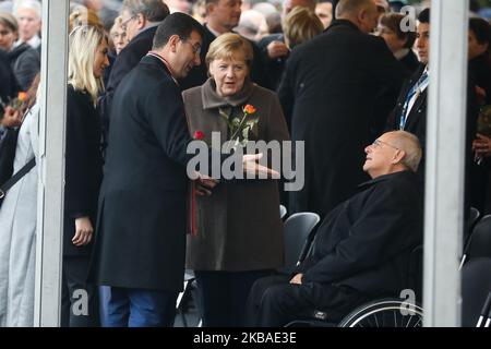 Bundeskanzlerin Angela Merkel, der Istanbuler Bürgermeister Ekrem Imamoglu und Wolfgang Schaueble anlässlich einer Gedenkfeier zum 30.. Jahrestag des Falls der Berliner Mauer. Berlin, Deutschland am 9. November 2019. (Foto von Beata Zawrzel/NurPhoto) Stockfoto