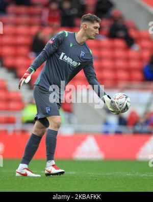 Jack Bonham von Gillingham während des FA Cup-Spiels zwischen Sunderland und Gillingham im Stadium of Light, Sunderland, am Samstag, dem 9.. November 2019. (Foto von Mark Fletcher/MI News/NurPhoto) Stockfoto