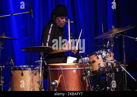 Roy Wooten von der amerikanischen Jazzband The Wooten Brothers treten am 1. november 2019 in Mailand, Italien, live im Blue Note auf. (Foto von Roberto Finizio/NurPhoto) Stockfoto