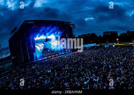 The Chainsmokers tritt live im Ippodromo SNAI in Mailand auf, Italien, 28. Juni 2017 (Foto: Mairo Cinquetti/NurPhoto) Stockfoto