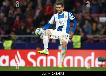 David Lopez von Espanyol kontrolliert den Ball während des Liga-Spiels zwischen Club Atletico de Madrid und RCD Espanyol am 10. November 2019 in Wanda Metropolitano in Madrid, Spanien. (Foto von Jose Breton/Pics Action/NurPhoto) Stockfoto