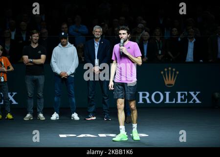 Paris, Frankreich. Am 3. November 2022 spielt Gilles Simon das letzte Spiel seiner Karriere gegen Felix Auger-Aliassime während des Rolex Paris Masters, ATP Masters 1000 Tennisturniers, am 3. November 2022 in der Accor Arena in Paris, Frankreich. Foto von Victor Joly/ABACAPRESS.COM Stockfoto