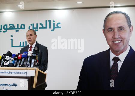 Azzedine Mihoubi, algerische Präsidentschaftskandidatin und ehemalige Kulturministerin, hält eine Pressekonferenz im Hauptquartier ihres Wahlkampfes beim Rassemblement National Democratique (RND) in Algier, Algerien, 16. November 2019 (Foto: Bilral Bensalem/NurPhoto) Stockfoto