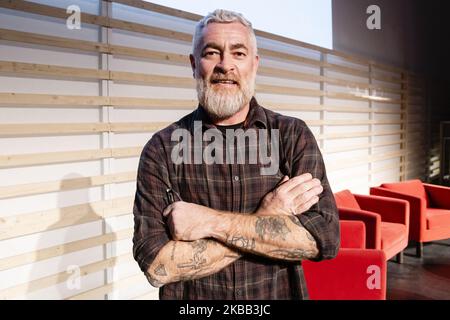 Der brasilianische Küchenchef Alex Atala hat 3 Sterne im Michelin-Führer und nimmt am Melting Gastronomy Summit Teil, dem ersten internationalen Kongress für Gastronomie am 16. November 2019 in Porto Customs, Portugal. Dieses Treffen fördert die offene Reflexion über den Willen, die Entdeckungen und Erfahrungen, das Lebensmittelmanagement und das neue Geschäft der Agrar- und Tourismusbranche. Es zählt mit der Teilnahme von mehreren Kritikern, Köchen und Menschen, die mit dem gastronomischen Bereich in Porto, Portugal, in Verbindung stehen. (Foto von Rita Franca/NurPhoto) Stockfoto