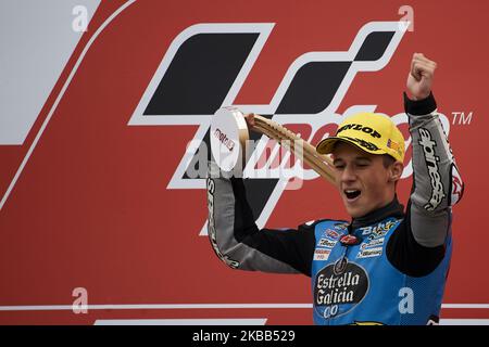 Sergio Garcia (11) aus Spanien und Estrella Galicia 0,0 während des Rennens des Gran Premio Motul de la Comunitat Valenciana auf dem Ricardo Tormo Circuit am 17. November 2019 in Valencia, Spanien. (Foto von Jose Breton/Pics Action/NurPhoto) Stockfoto