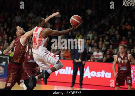 14 Mayo Josh von Openjobmetis in Aktion während der Italien Lega Korb der Serie A , Openjobmetis Varese - Reyer Venezia am 17. November 2019 in Varese Palasport Enerxenia Arena (Foto von Fabio Averna/NurPhoto) Stockfoto