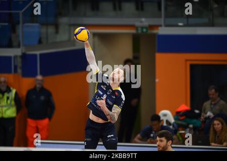 Der italienische Spieler Ivan Zaytsev von Azumit Leo Shoes Modena spielt während des Spiels von Super Lega Credem Banca Allianz Powervolley Milano - Azumit Leo Shoes Modena (Foto: Andrea Diodato/NurPhoto) Stockfoto