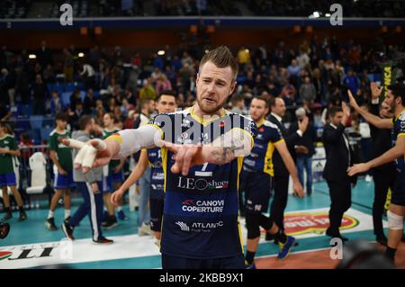 Der italienische Spieler Ivan Zaytsev von Azumit Leo Shoes Modena spielt während des Spiels von Super Lega Credem Banca Allianz Powervolley Milano - Azumit Leo Shoes Modena (Foto: Andrea Diodato/NurPhoto) Stockfoto