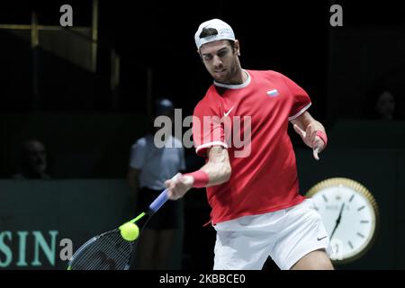 Karen Jachanov aus Russland in Aktion am 5. Tag des Davis Cup 2019 in La Caja Magica am 22. November 2019 in Madrid, Spanien (Foto von Oscar Gonzalez/NurPhoto) Stockfoto