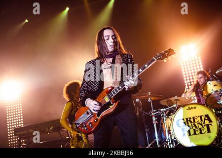 Jake Kiszka von Greta Van Fleet tritt am 24. November 2019 in Mailand, Italien, live auf Alcatraz auf. (Foto von Mairo Cinquetti/NurPhoto) Stockfoto