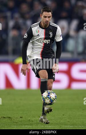 Mattia De Sciglio von Juventus kontrolliert den Ball während des UEFA Champions League-Spiel der Gruppe D zwischen Juventus und Atletico Madrid am 26. November 2019 in der Juventus Arena in Turin, Italien. (Foto von Jose Breton/Pics Action/NurPhoto) Stockfoto