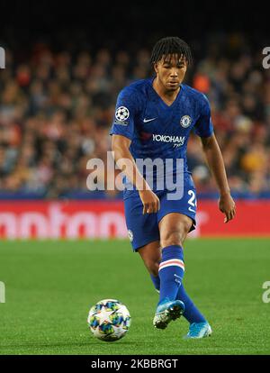 Reece James vom FC Chelsea beim UEFA Champions League-Spiel der Gruppe H zwischen Valencia und Chelsea im Mestalla-Stadion am 27. November 2019 in Valencia, Spanien (Foto: Maria Jose Segovia/NurPhoto) Stockfoto