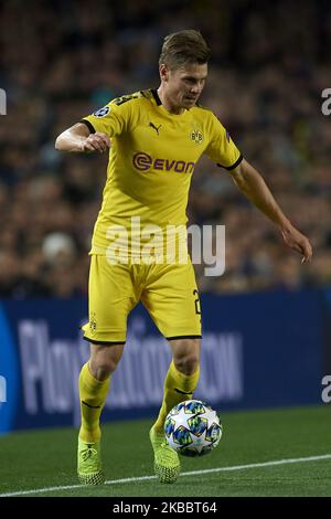 Thomas Delaney von Borussia Dortmund kontrolliert den Ball beim UEFA Champions League-Spiel der Gruppe F zwischen dem FC Barcelona und Borussia Dortmund am 27. November 2019 im Camp Nou in Barcelona, Spanien. (Foto von Jose Breton/Pics Action/NurPhoto) Stockfoto