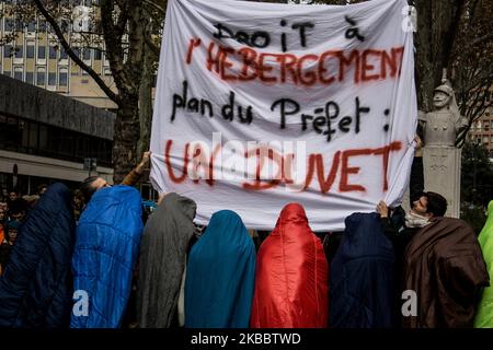 Demonstration gegen den neuen Winter-Notunterkunftsplan des Präfekten von Rhône am 28. November 2019 in Lyon, Frankreich. (Foto von Nicolas Liponne/NurPhoto) Stockfoto