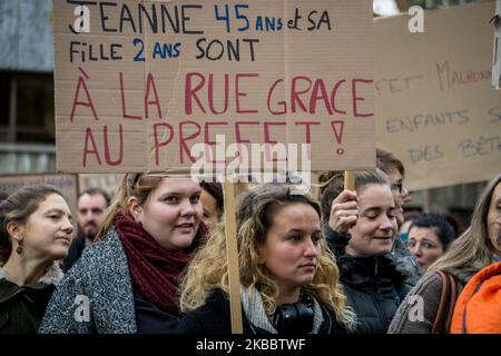 Demonstration gegen den neuen Winter-Notunterkunftsplan des Präfekten von Rhône am 28. November 2019 in Lyon, Frankreich. (Foto von Nicolas Liponne/NurPhoto) Stockfoto