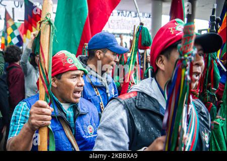 Die Proteste von Indigenen und Studenten in Bogota, Kolumbien, dauern am 29. November 2019 an. (Foto von Juan Carlos Torres/NurPhoto) Stockfoto