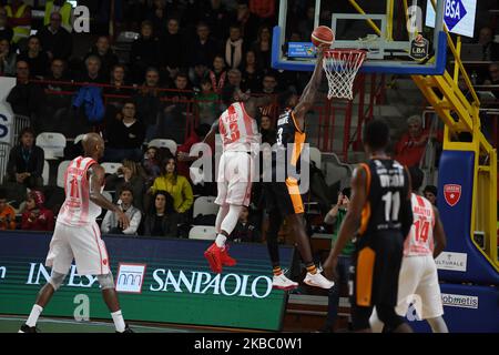 -3 Michael MOORE Virtus Roma in Aktion während des Italien Lega Basket der Serie A , Openjobmetis Varese - Fortitudo Bologna am 6. Oktober 2019 in Varese Palasport Enerxenia Arena (Foto von Fabio Averna/NurPhoto) Stockfoto