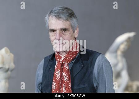 Der Schauspieler Jeremy Irons nimmt am 04. Dezember 2019 an der Fotoausstellung „Pintores y Reyes del Prado“ im El Prado Museum in Madrid, Spanien, Teil. (Foto von Oscar Gonzalez/NurPhoto) Stockfoto