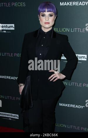 WEST HOLLYWOOD, LOS ANGELES, KALIFORNIEN, USA - 04. DEZEMBER: Die Sängerin Kelly Osbourne kommt bei der Los Angeles Special Screening of Momentum Pictures' 'A Million Little Pieces' an, die am 4. Dezember 2019 im Londoner Hotel West Hollywood in Beverly Hills in West Hollywood, Los Angeles, Kalifornien, USA, stattfand. (Foto von Xavier Collin/Image Press Agency/NurPhoto) Stockfoto