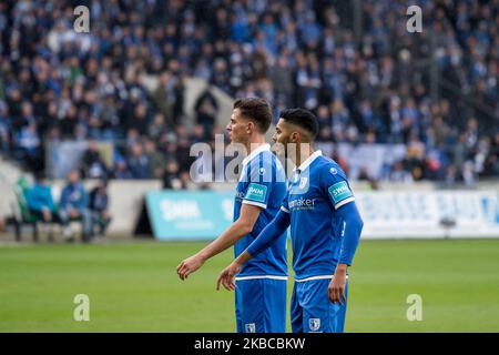 Tobias Müller und Tarek Chahedof 1. FC Magdeburg während des 3. Bundesliga-Spiel zwischen 1. FC Magdeburg und FC Ingolstadt in der MDCC-Arena am 07. Dezember 2019 in Magdeburg. (Foto von Peter Niedung/NurPhoto) Stockfoto