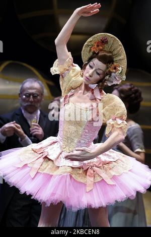 Tänzer während der Performance El cascanueces (der Nussknacker) der Nationalen Tanzkompanie Spaniens im Theater de la Zarzuela de Madrid. 8. Dezember 2019 Spanien. (Foto von Oscar Gonzalez/NurPhoto) Stockfoto