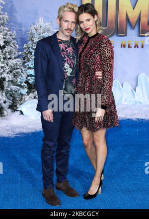 HOLLYWOOD, LOS ANGELES, KALIFORNIEN, USA - 09. DEZEMBER: Glenn Howerton und Jill Latiano kommen zur Weltpremiere von Columbia Pictures' 'Jumanji: The Next Level', die am 9. Dezember 2019 im TCL Chinese Theatre IMAX in Hollywood, Los Angeles, Kalifornien, USA, stattfand. (Foto von Xavier Collin/Image Press Agency/NurPhoto) Stockfoto