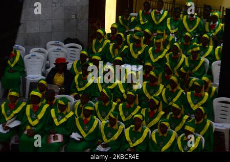 Querschnittsübergreifende Kinderchöre während des Festivals der Regierung des Staates Lagos mit Weihnachtsliedern und neun Unterrichtsstunden am 12. Dezember 2019 in Lagos, Nigeria. (Foto von Olukayode Jaiyeola/NurPhoto) Stockfoto