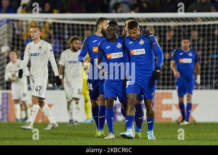Die Spieler des FC Getafe feiern das Tor während der UEFA Europa League zwischen dem FC Getafe CF und dem FC Krasnodar im Coliseum Alfonso Perez in Madrid, Spanien. (Foto von A. Ware/NurPhoto) Stockfoto