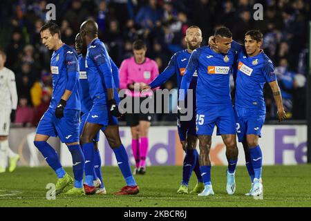 Die Spieler des FC Getafe feiern das Tor während der UEFA Europa League zwischen dem FC Getafe CF und dem FC Krasnodar im Coliseum Alfonso Perez in Madrid, Spanien. (Foto von A. Ware/NurPhoto) Stockfoto