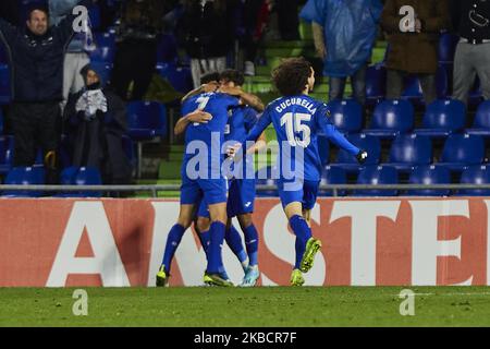 Die Spieler des FC Getafe feiern das Tor während der UEFA Europa League zwischen dem FC Getafe CF und dem FC Krasnodar im Coliseum Alfonso Perez in Madrid, Spanien. (Foto von A. Ware/NurPhoto) Stockfoto