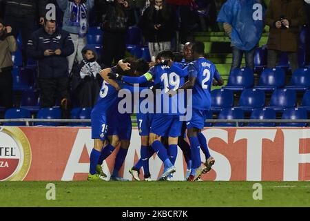 Die Spieler des FC Getafe feiern das Tor während der UEFA Europa League zwischen dem FC Getafe CF und dem FC Krasnodar im Coliseum Alfonso Perez in Madrid, Spanien. (Foto von A. Ware/NurPhoto) Stockfoto
