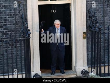 Premierminister Boris Johnson bei der Downing Street No10 nach dem Gewinn der britischen Parlamentswahlen in London, Großbritannien. 13. Dez 2019. (Foto von Giannis Alexopoulos/NurPhoto) Stockfoto