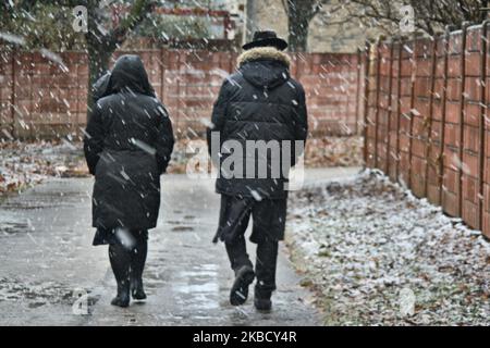 Am 14. Dezember 2019 bedeckte nasser Schnee die Stadt Toronto, Ontario, Kanada. Der Sturm brachte Regen und nassen Schnee über den Großraum Toronto und ließ zwischen 3-5 cm Schnee auf dem Boden liegen. (Foto von Creative Touch Imaging Ltd./NurPhoto) Stockfoto