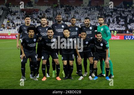 Das Al Sadd-Team vor dem WM-Spiel 2. zwischen Monterrey und Al-Sadd Sports Club im Jassim bin Hamad Stadium am 14. Dezember 2019 in Doha, Katar. (Foto von Simon Holmes/NurPhoto) Stockfoto