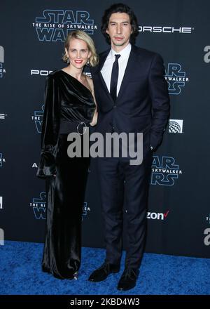 HOLLYWOOD, LOS ANGELES, KALIFORNIEN, USA - 16. DEZEMBER: Joanne Tucker und Adam Driver kommen zur Weltpremiere von Disneys "Star Wars: The Rise of Skywalker", die am 16. Dezember 2019 im El Capitan Theatre in Hollywood, Los Angeles, Kalifornien, USA, stattfand. (Foto von Xavier Collin/Image Press Agency/NurPhoto) Stockfoto