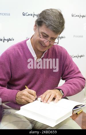 Cayetano Martinez de Irujo signiert sein Buch "von Cayetana nach Cayetano" in Madrid. 17. Dezember 2019 Spanien (Foto von Oscar Gonzalez/NurPhoto) Stockfoto